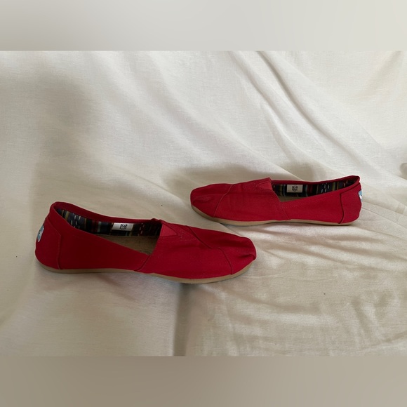 TOMS Classic Canvas slip-ons - Picture 3 of 6